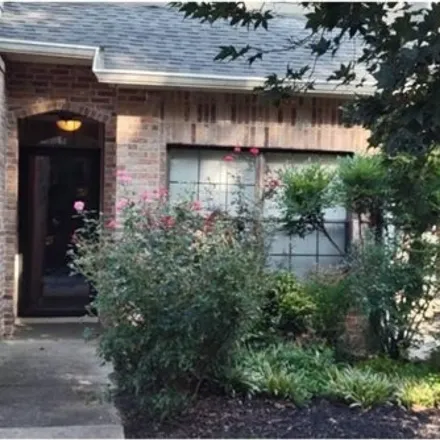 Buy this 4 bed house on 527 Mansard Walk in Roswell, GA 30022