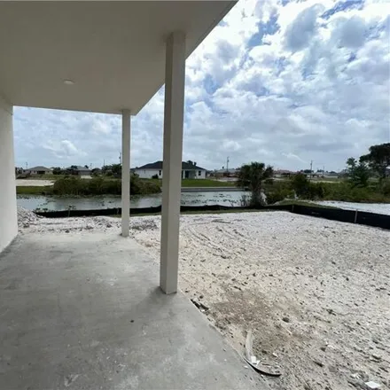 Image 4 - 1321 Ne 1st Ave, Cape Coral, Florida, 33909 - House for sale