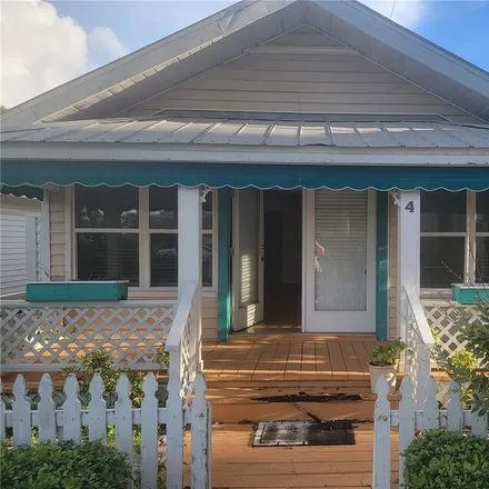 Rent this 2 bed house on Gulf Boulevard & 10th Avenue in Gulf Boulevard, Indian Rocks Beach