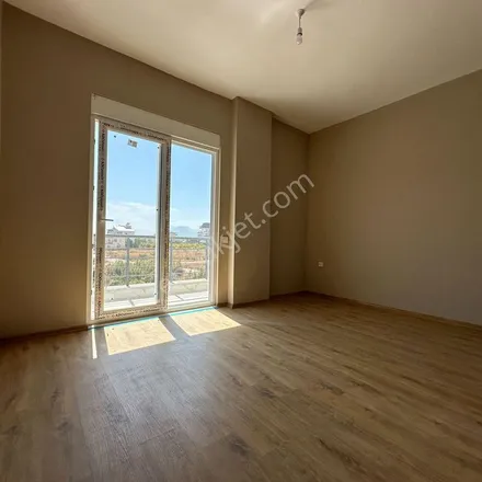Rent this 2 bed apartment on Akbank in Cumhuriyet Caddesi, 07190 Döşemealtı