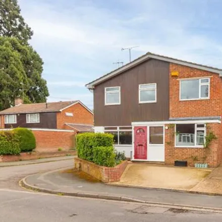 Buy this 4 bed house on Redwood Drive in Wing, Buckinghamshire