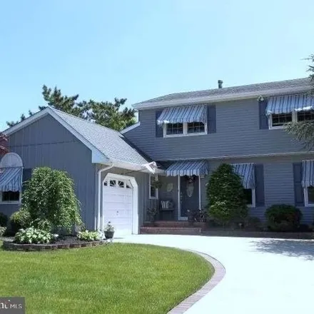 Buy this 3 bed house on 117 Shire Drive in Washington Township, NJ 08080