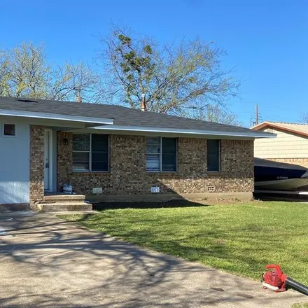 Buy this 3 bed house on 320 West Carter Street in Savoy, TX 75479