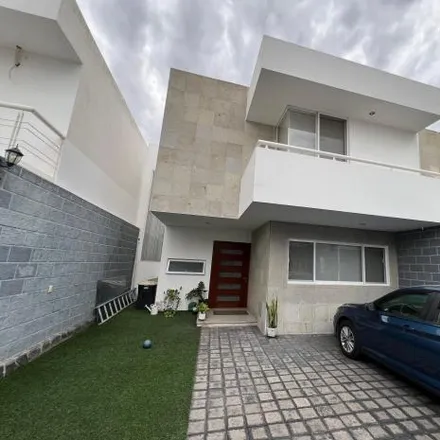 Buy this 3 bed house on Privada Santa Teresa Ninguno in Delegaciön Santa Rosa Jáuregui, 76100 Juriquilla
