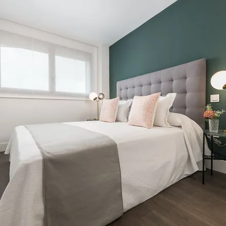 Rent this 3 bed apartment on Sevilla - Pza. Canalejas in Calle de Sevilla, 28014 Madrid