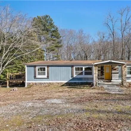 Rent this 3 bed house on 7138 Rockland Road in Pine Mountain, Stonecrest