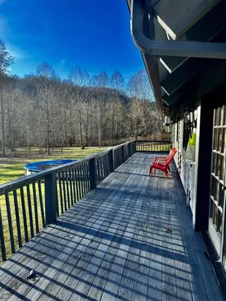 Image 8 - 3140 Cat Creek Road, Powell County, KY 40380, USA - House for sale