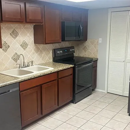 Rent this 1 bed apartment on 5081 Mittlesteadt Road in Harris County, TX 77069