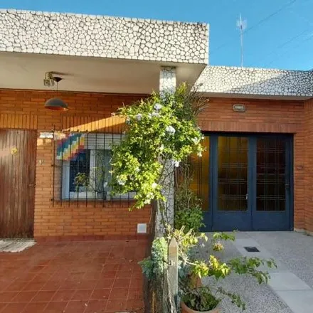 Buy this 3 bed house on Victoriano de Ortuzar 3878 in Partido de Morón, B1714 LVH Castelar