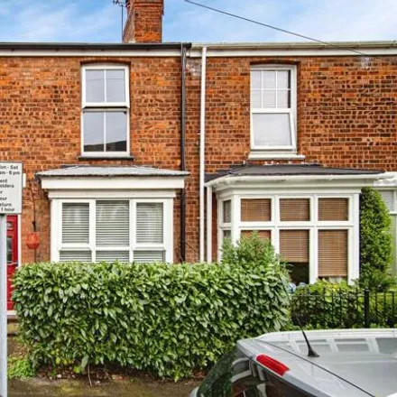 Buy this 3 bed duplex on Gladstone Street in Hessle, HU13 0SE