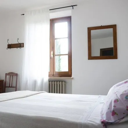 Rent this 3 bed house on Guglielmo Mondini in Via Alcide De Gasperi, 37013 Rubiana VR