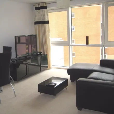 Image 5 - Overstone Court, Cardiff, CF10 5NY, United Kingdom - Apartment for rent