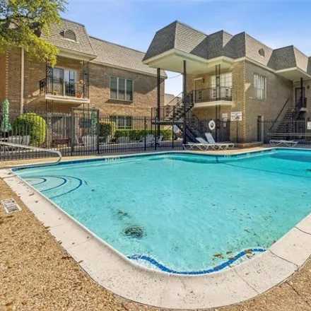 Image 8 - 4442 Harlanwood Drive, Fort Worth, TX 76109, USA - Condo for sale