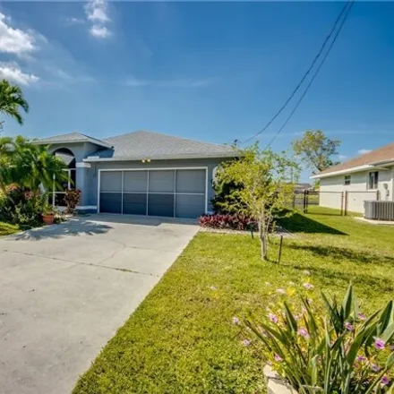 Image 4 - 705 Southwest 35th Street, Cape Coral, FL 33914, USA - House for sale
