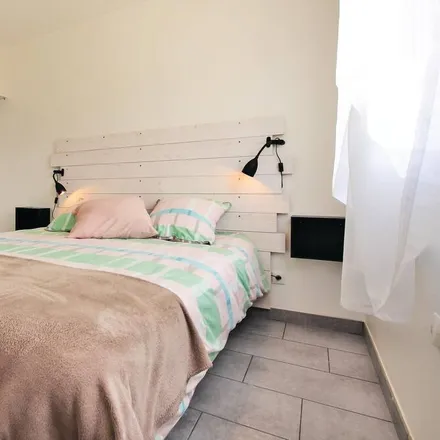 Rent this 6 bed house on Saint-Sernin in Rue de la Gare, 07200 Saint-Sernin