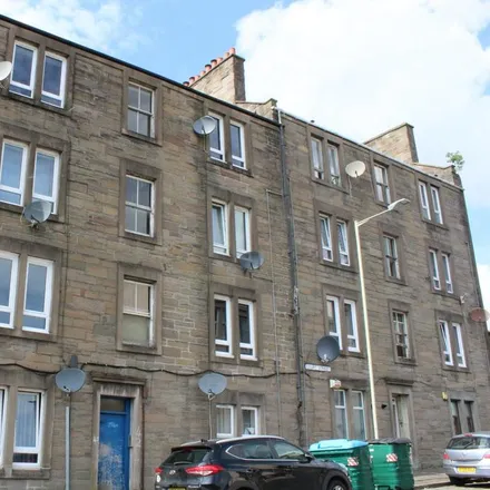 Rent this 1 bed apartment on Tannadice Street in Court Street, Dundee