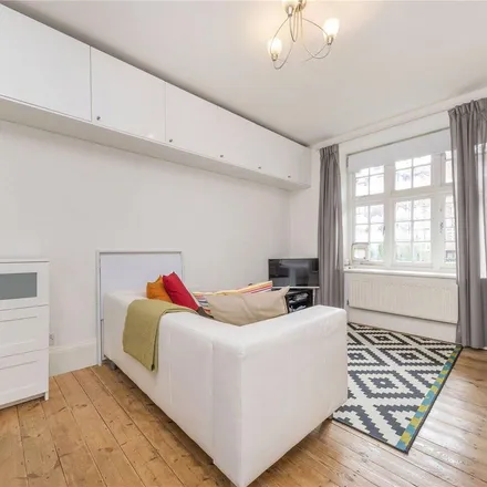 Rent this 1 bed apartment on Highgate Cemetery in Swain's Lane, London