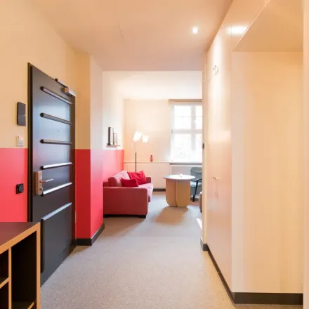 Rent this 2 bed apartment on Schrötteringksweg 16 in 22085 Hamburg, Germany