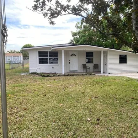 Buy this 3 bed house on 3252 Avenue J Northwest in Inwood, Polk County