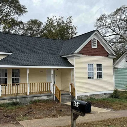 Buy this 2 bed house on 435 North 9th Street in Griffin, GA 30223