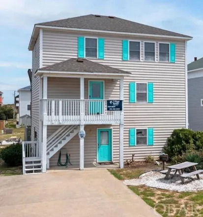 Buy this 5 bed house on 2711 South Memorial Avenue in Nags Head, NC 27959