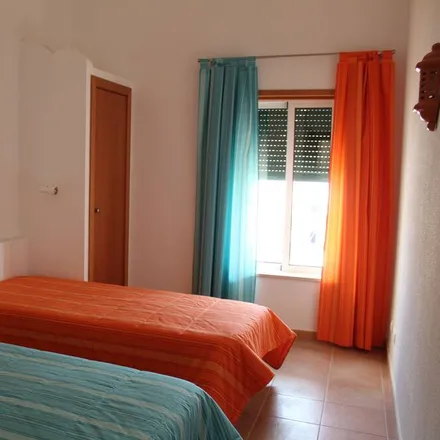Rent this 2 bed house on Carvoeiro in Estrada do Farol, 8400-526 Carvoeiro