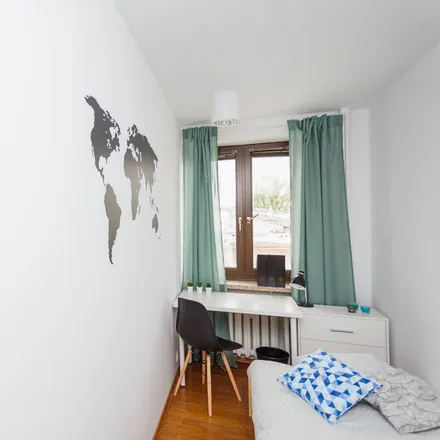 Rent this 5 bed room on Jana i Jędrzeja Śniadeckich 21 in 00-654 Warsaw, Poland