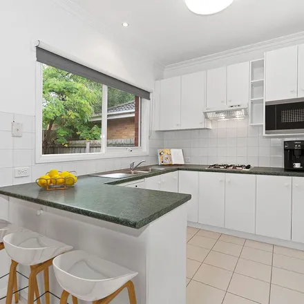 Image 2 - 18 Katandra Road, Ormond VIC 3204, Australia - Apartment for rent