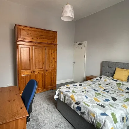 Image 5 - Tulketh Brow, Preston, PR2 2SD, United Kingdom - Apartment for rent