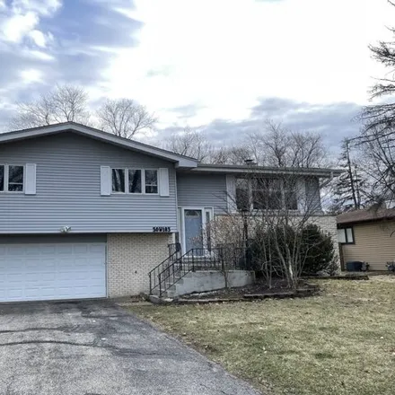 Rent this 4 bed house on Argyll Lane in DuPage County, IL 60555