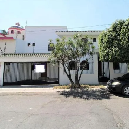 Buy this 3 bed house on Calle Constitución de 1857 in 45580 Tlaquepaque, JAL