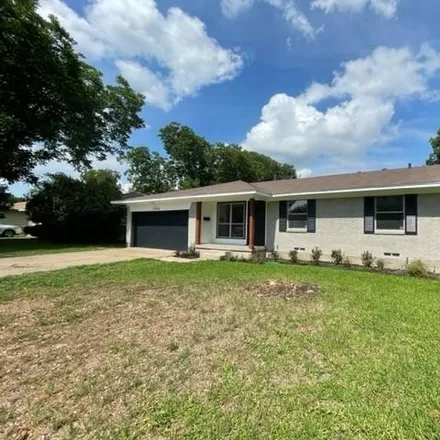 Buy this 3 bed house on Sam Houston Middle School in Patricia Lane, Garland