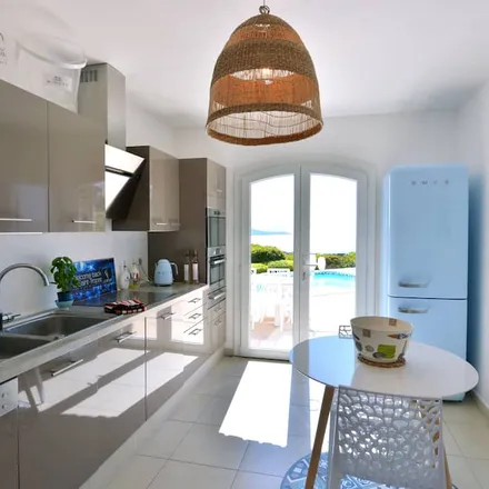 Rent this 4 bed house on 83240 Cavalaire-sur-Mer