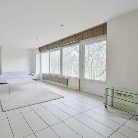 Image 2 - Hyde Park Gardens, Hyde Park Place Bayswater Road, London, W2 2LE, United Kingdom - Apartment for sale