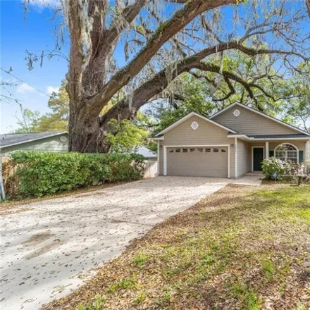 Buy this 3 bed house on 14307 Northwest 144 Street in Alachua, FL 32615
