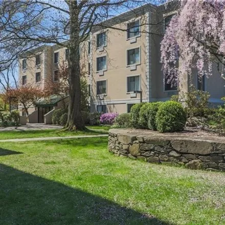 Image 1 - 1525 East Putnam Avenue, Greenwich, CT 06870, USA - Condo for rent