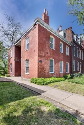 Buy this studio house on Small Change in 2800 Indiana Avenue, St. Louis