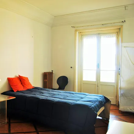 Rent this 5 bed room on Bicicletas Gira Estação 433 in Avenida de Paris, 1000-226 Lisbon