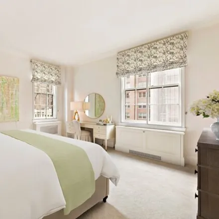 Image 7 - 101 East 72nd Street, New York, NY 10021, USA - Townhouse for sale
