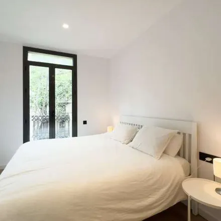 Image 9 - Ronda de Sant Pere, 28, 08010 Barcelona, Spain - Apartment for rent