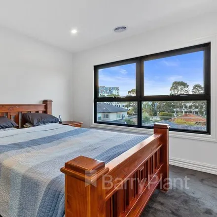 Rent this 4 bed townhouse on Wantirna South VIC 3152
