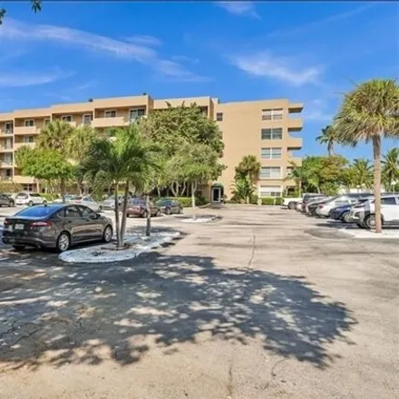 Image 3 - 2 Sunset Lane, Lauderdale-by-the-Sea, Broward County, FL 33062, USA - Condo for rent
