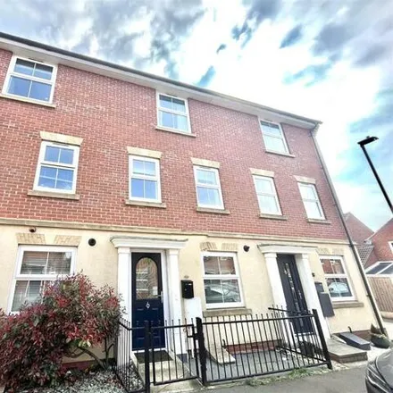 Image 2 - High Main Drive, Bestwood Village, NG6 8ZG, United Kingdom - Townhouse for rent