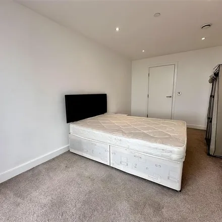 Image 2 - South Tower, Great Jackson Street, Manchester, M15 4AX, United Kingdom - Apartment for rent
