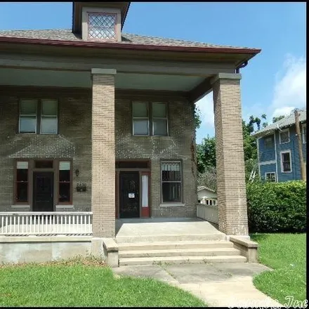 Rent this 3 bed duplex on 2428 South Louisiana Street in Little Rock, AR 72206