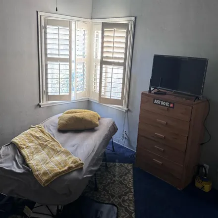 Image 3 - 3223 Wellington Road, Los Angeles, CA 90016, USA - Room for rent