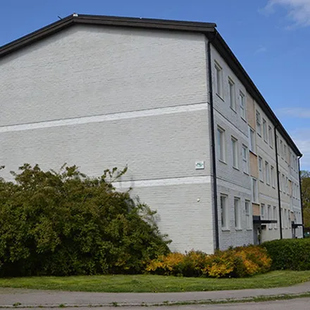 Rent this 2 bed apartment on Visborgsgatan in 383 22 Mönsterås, Sweden