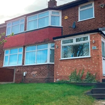 Rent this 3 bed duplex on Broomhall Road in Pendlebury, M27 8XG