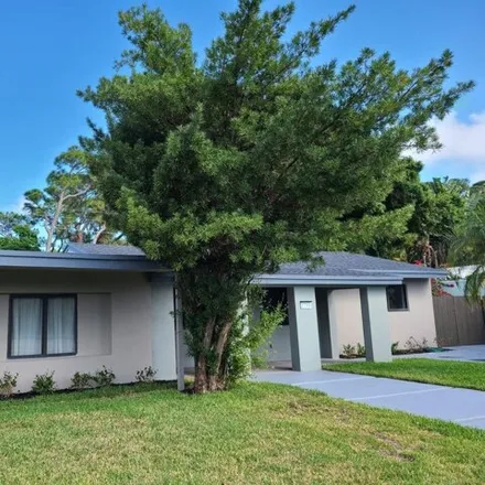 Buy this 3 bed house on 2706 Northeast 16th Avenue in Coral Estates, Wilton Manors