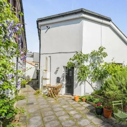 Image 7 - Hayloft, Londres, Great London, Sw17 - House for rent